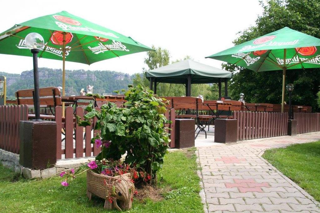 Penzion U Maresu Хренско Экстерьер фото